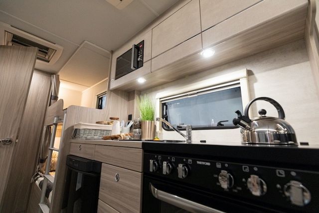 Elddis Avante 586 Image Thumb