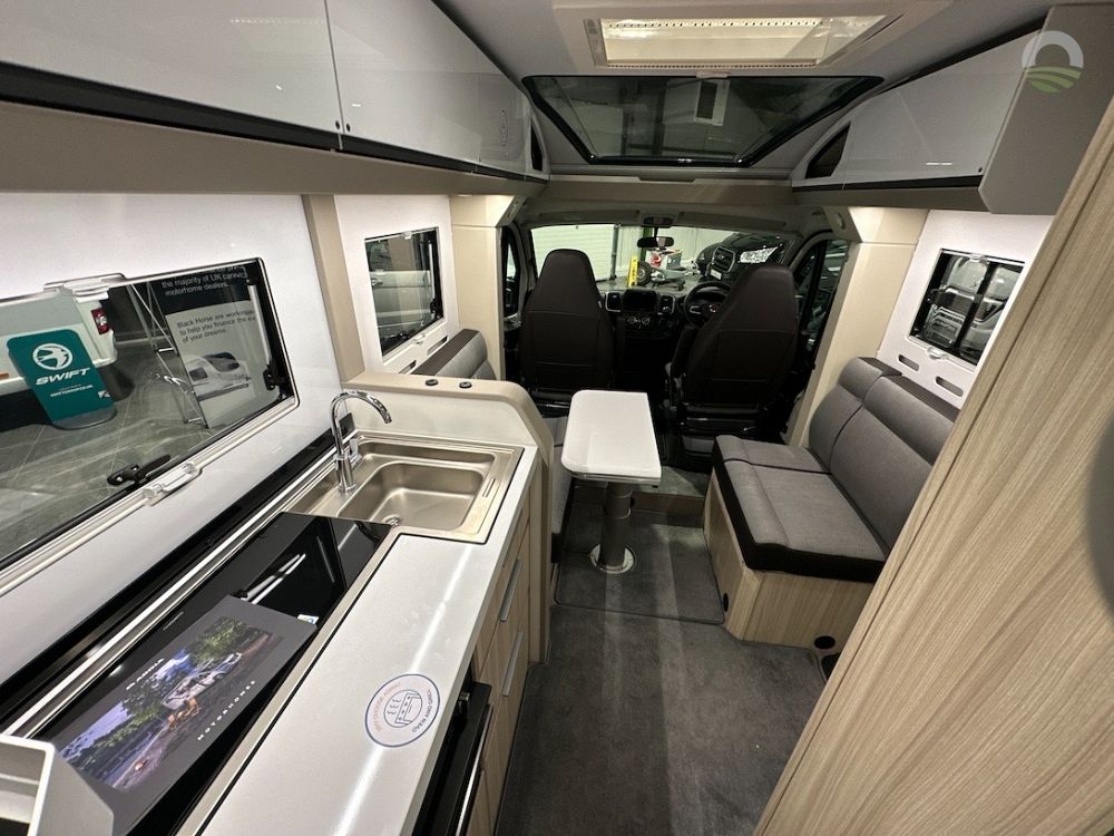 New Adria Compact Supreme DL Motorhome | N115238 | Leisure World Group