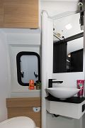 Adria Twin 640 SGX 60Y Image Thumb