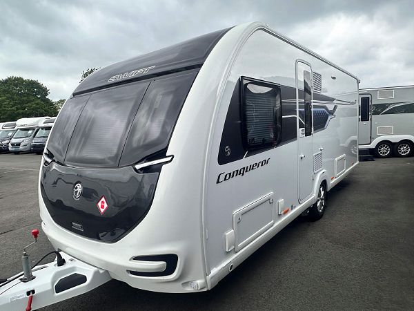 Swift Conqueror 580