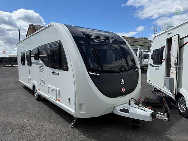 Swift Accord 560