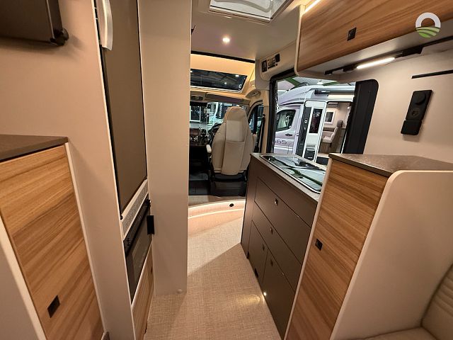 Burstner B66 C644 Image Thumb