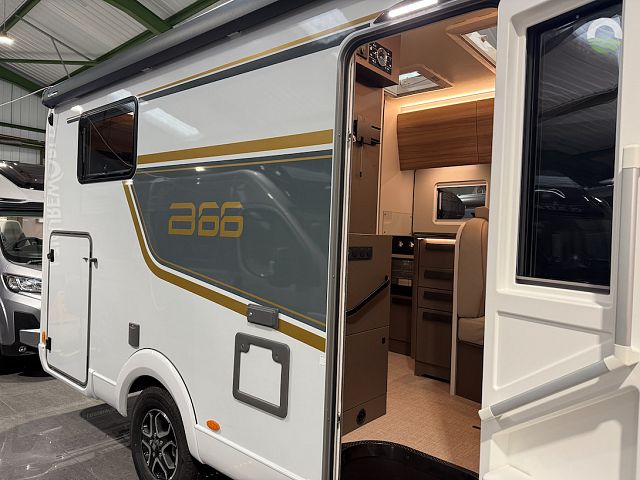 Burstner B66 TD 690 Image Thumb