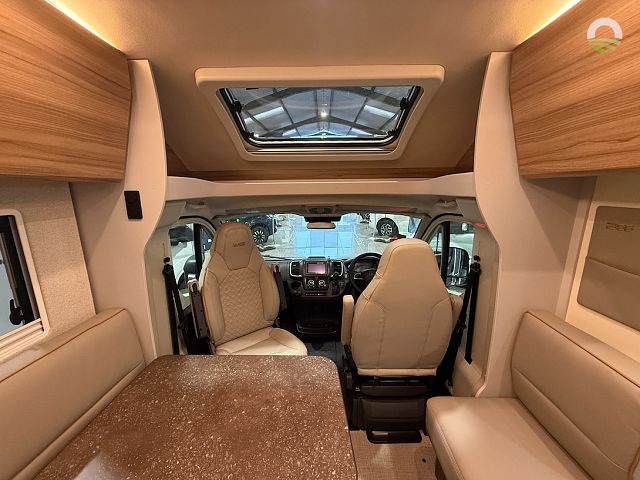 Burstner B66 TD 690 Image Thumb