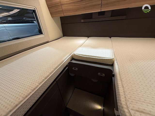 Burstner B66 TD 690 Image Thumb