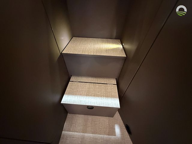 Burstner B66 TD 690 Image Thumb