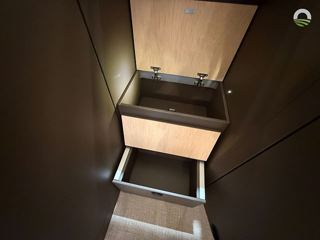 Burstner B66 TD 690 Image Thumb