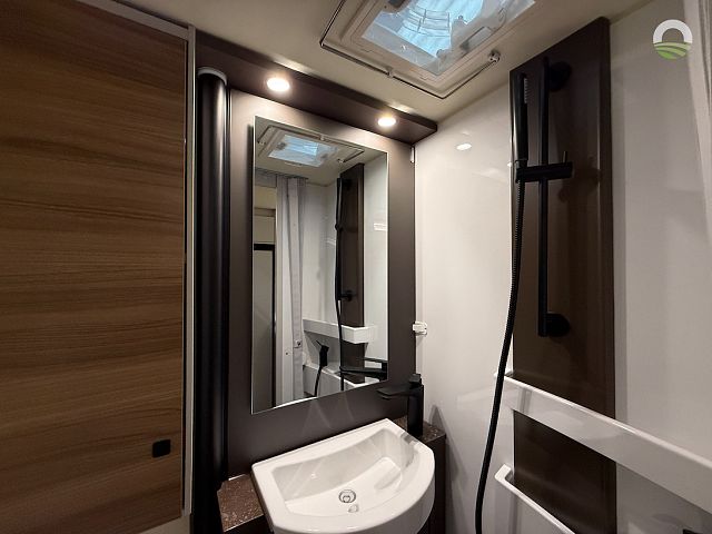 Burstner B66 TD 690 Image Thumb